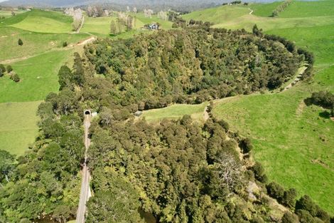 Photo of property in 717 Wright Road, Aongatete, 3181