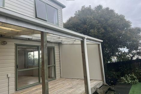 Photo of property in 2/5 Kilham Avenue, Northcote, Auckland, 0627
