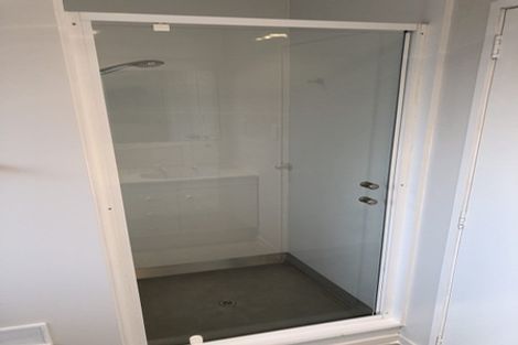 Photo of property in 3 Lydia Place, Kelvin Grove, Palmerston North, 4414