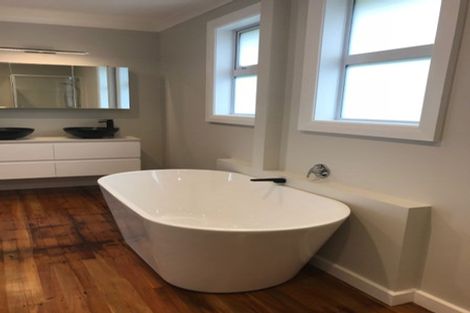 Photo of property in 51 High Street, Island Bay, Wellington, 6023