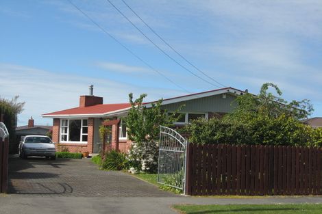 Photo of property in 46 Martbern Crescent, Bishopdale, Christchurch, 8053