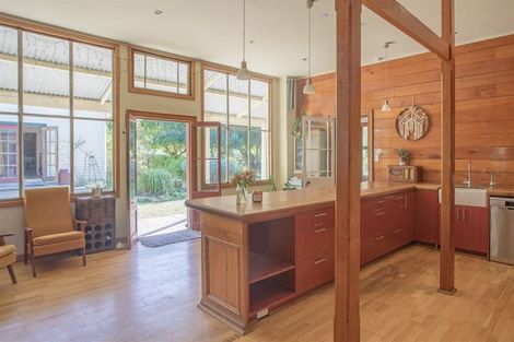 Photo of property in 2269 State Highway 2, Te Hauke, Hastings, 4178