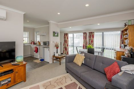 Photo of property in Rangeview Villas, 26/9 Fuller Close, Levin, 5510