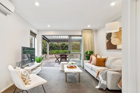 Photo of property in 4 Bomb Point Drive, Hobsonville, Auckland, 0616