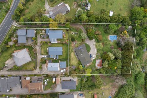 Photo of property in 33 Waikite Road, Welcome Bay, Tauranga, 3112