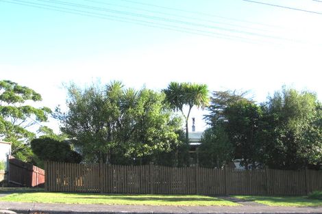 Photo of property in 131 Sunnyside Road, Sunnyvale, Auckland, 0612