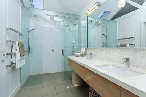 Photo of property in 24 Hamana Street, Narrow Neck, Auckland, 0622