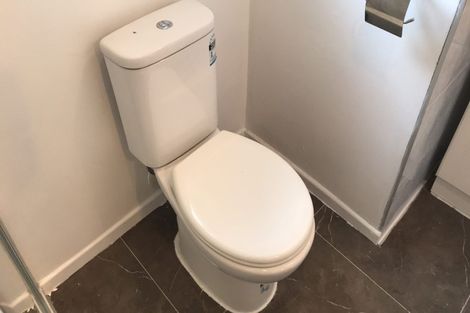 Photo of property in 2 Nield Road, Manurewa, Auckland, 2102