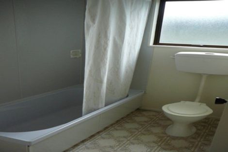 Photo of property in 11a Cradock Street, South New Brighton, Christchurch, 8062