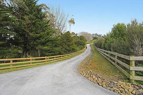 Photo of property in 17 Lupis Way, Kaiwaka, 0573