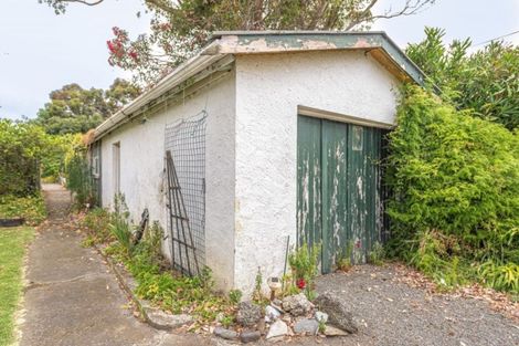 Photo of property in 11 Nikau Street, Tawhero, Whanganui, 4501