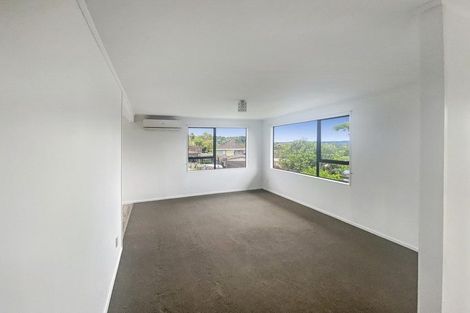 Photo of property in 82 Keegan Drive, Massey, Auckland, 0614