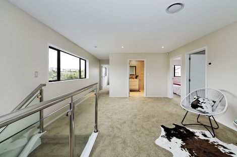 Photo of property in 421 West Coast Road, Glen Eden, Auckland, 0602