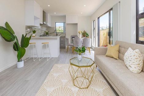 Photo of property in 2 Awaiti Way, Orewa, 0931