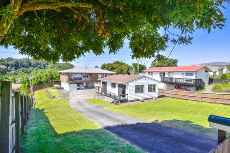 Photo of property in 236 Triangle Road, Massey, Auckland, 0614