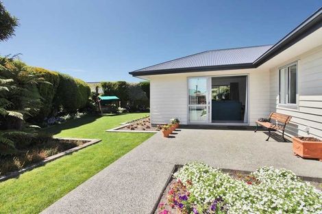 Photo of property in 4 Ensors Road, Opawa, Christchurch, 8023