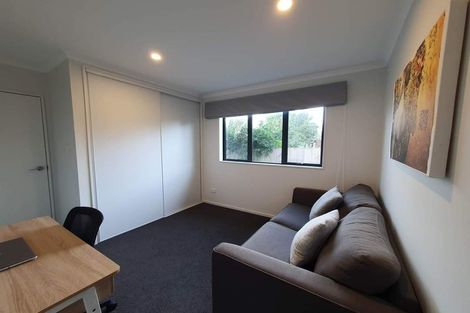 Photo of property in 10b Toatoa Place, Mangere Bridge, Auckland, 2022