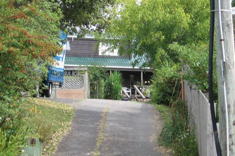 Photo of property in 2/5 Marina Road, Torbay, Auckland, 0630