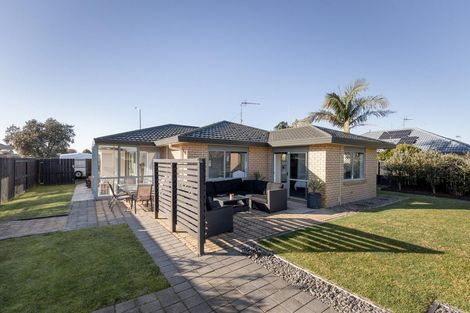 Photo of property in 120 Evans Road, Papamoa Beach, Papamoa, 3118