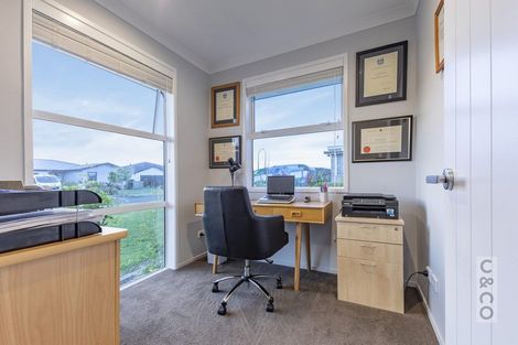 Photo of property in 11 Floyd Road, Riverhead, 0820