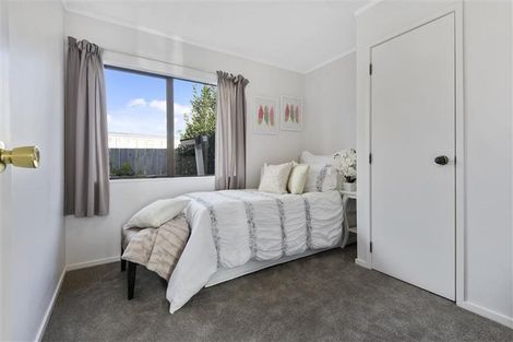 Photo of property in 2/111 Donovan Street, Blockhouse Bay, Auckland, 0600