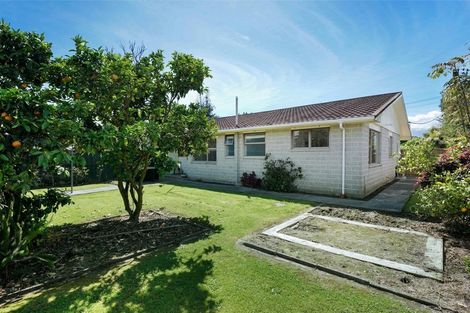 Photo of property in 2 Anzac Road, Otaki, 5512