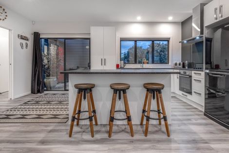 Photo of property in 7 Strathnaver Drive, Waikawa Beach, Manakau, 5573