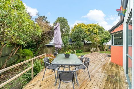 Photo of property in 21c Manuka Street, Stokes Valley, Lower Hutt, 5019
