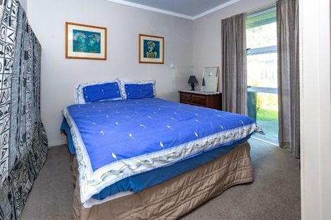 Photo of property in 103a Seaview Road, Whangamata, 3620