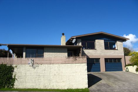 Photo of property in 8 Ruskin Place, Westown, New Plymouth, 4310