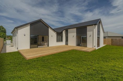 Photo of property in 26 Palm Drive, Whitianga, 3510