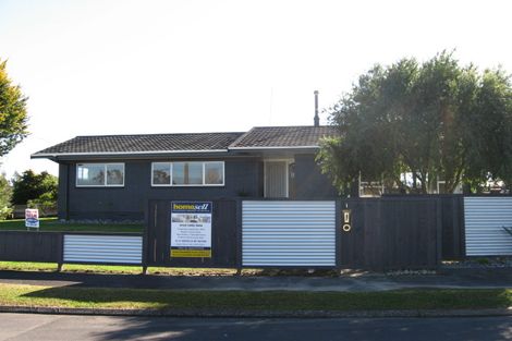 Photo of property in 1 Burwood Place, Silverdale, Hamilton, 3216