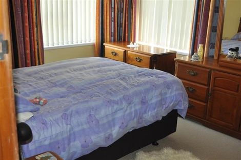 Photo of property in 7 Ranfurly Street, Frankleigh Park, New Plymouth, 4310