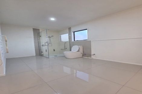 Photo of property in 14 Waimana Road, Conifer Grove, Takanini, 2112