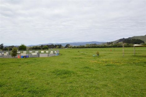 Photo of property in 34 Sutton Road, Te Horo, Otaki, 5582