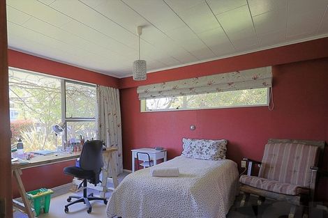 Photo of property in 275 High Street, Eltham, 4322