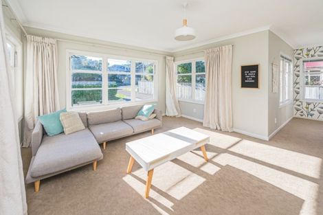 Photo of property in 23 Kent Road, Saint Johns Hill, Whanganui, 4501