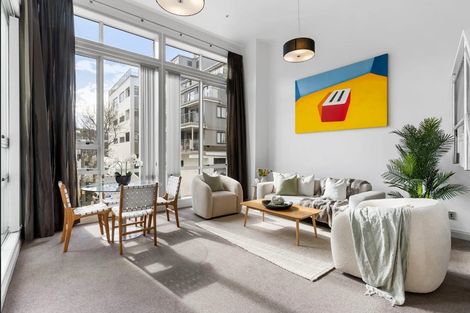 Photo of property in Stadium Garden Flats, 107/107 Thorndon Quay, Pipitea, Wellington, 6011