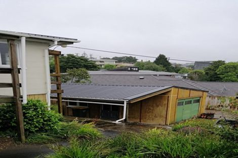 Photo of property in 2 Otanerua Road, Hatfields Beach, Orewa, 0931