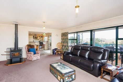 Photo of property in 1233 Makino Road, Halcombe, Feilding, 4777