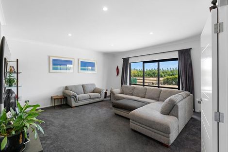 Photo of property in 947 Koputaroa Road, Koputaroa, Levin, 5575