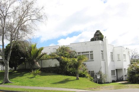 Photo of property in 21 Ninth Avenue, Tauranga, 3110