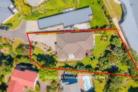 Photo of property in 11 Tauhou Place, Waikanae, 5036