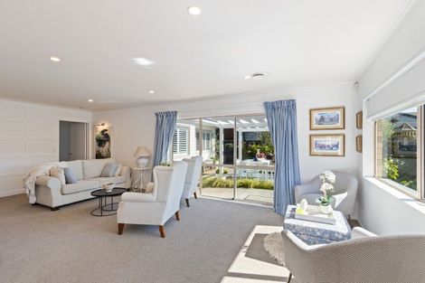 Photo of property in 1/122 Clawton Street, Westown, New Plymouth, 4310