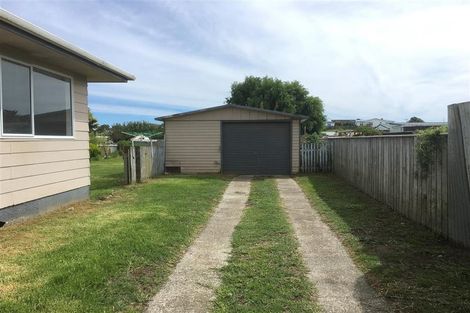 Photo of property in 81 Thatcher Street, Castlecliff, Whanganui, 4501