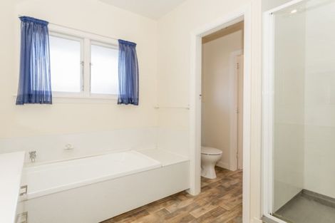 Photo of property in 1 Chilton Drive, Mairehau, Christchurch, 8052