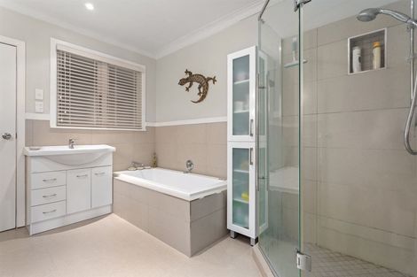 Photo of property in 44 Pohutukawa Avenue, Ohope, 3121