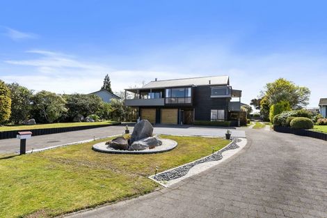 Photo of property in 8 Bracken Row, Rangatira Park, Taupo, 3330