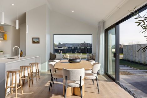 Photo of property in 51 Kingsdowne Drive, West Melton, 7618