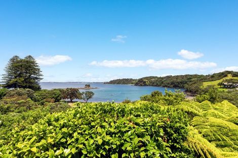 Photo of property in 56 Grand View Road, Leigh, 0985